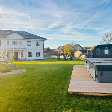 Tirolian Lodge North, Whirlpool, Sauna, Lagerfeuer Bundorf 外观 照片